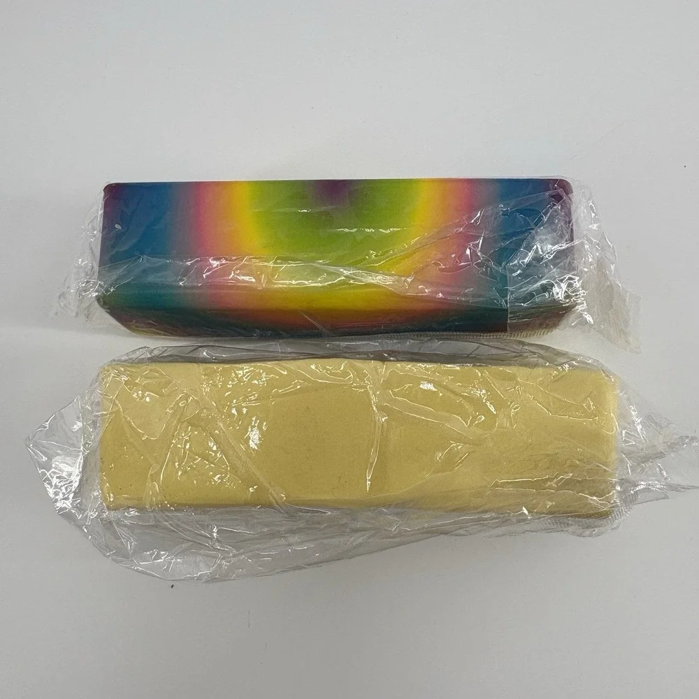 The Unbranded Brand lot rainbow